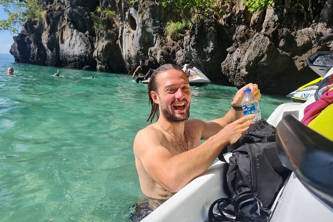 4 Hours Jet Ski Experience Hopping To 9 Islands in Phuket - What’s included: life jackets, lunch, water, and insurance