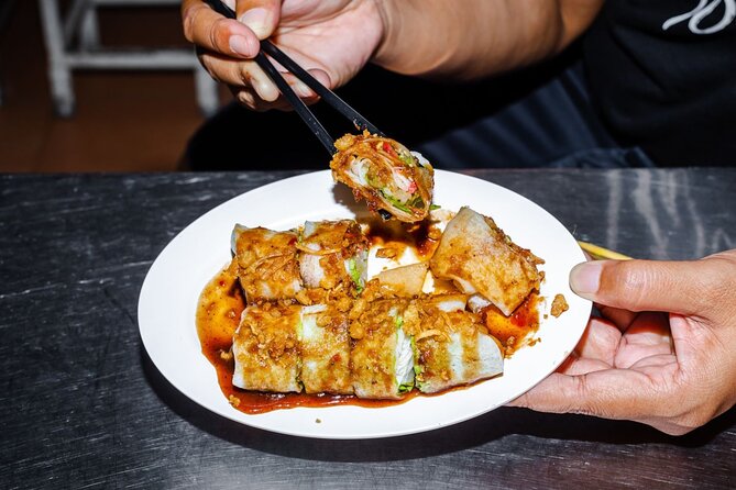 Baba Tastes Phuket Food Tour with 15+ Tastings - What 15+ Tastings Actually Means: Portions, Pace, and Food That Adds Up