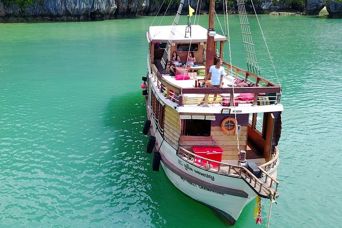- Comfortable boat for cruising in Phang Nga Bay - The "Must-Do"! - Lunch on Board: Thai Buffet That Actually Fills the Day