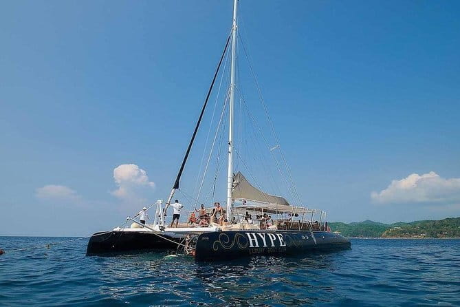 Escape to Phi Phi Islands: Ferry with Lunch - Phi Phi Don Long Beach: Swimming Time Plus Lunch on the Sand