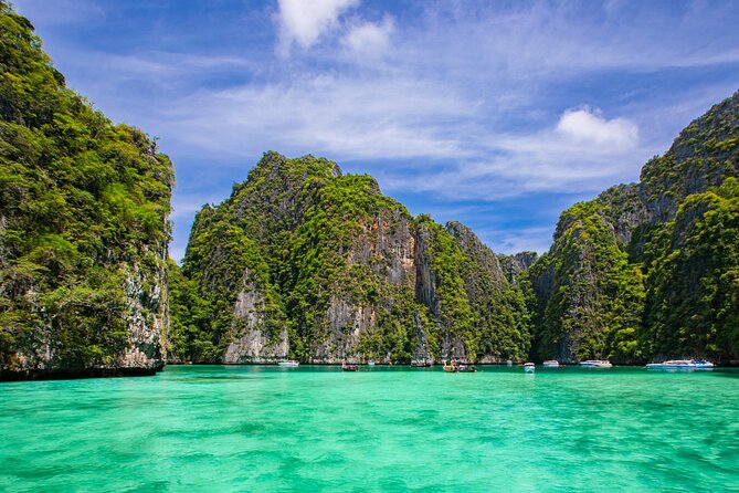 From Phuket: Phi Phi, Maya Bay & Khai Islands Speedboat Tour - Pileh Bay snorkeling: when the limestone cliffs matter