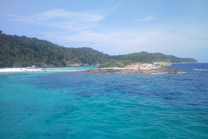 Full-Day Racha Noi and Racha Yai Snorkeling from Phuket - Supervision and group reality: how a scuba-heavy boat affects snorkelers