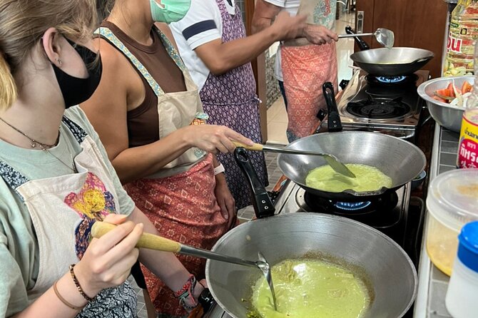 Half day Thai cooking Class + Market tour+Garden tour - Mae Somchit Fresh Market: learn the ingredients, not just recipes