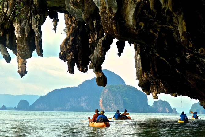Hong by Starlight John Gray's Sea Canoe - Lunch and dinner included: a real value in a long water day