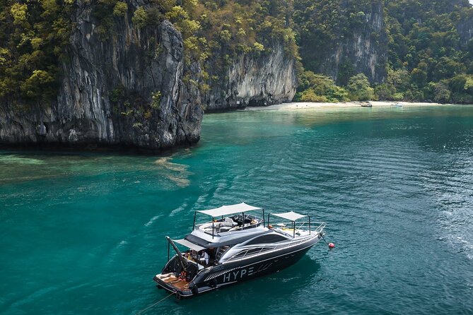 Hype Yacht : VIP tour Krabi Islands & Phang Nga Bay from Phuket - Koh Hong Island: lagoon time and Hong Beach views