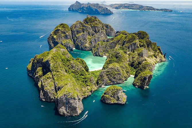 Hype Yacht : VIP Tour Phi Phi Island & Maya Bay from Phuket - Maya Bay: two timed passes plus lunch onboard