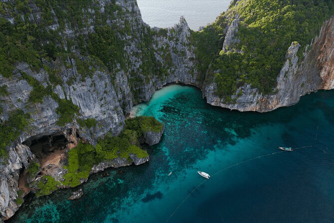 Hype Yacht : VIP Tour Phi Phi Island & Maya Bay from Phuket - Seats, phones, and getting the best moments on a moving boat