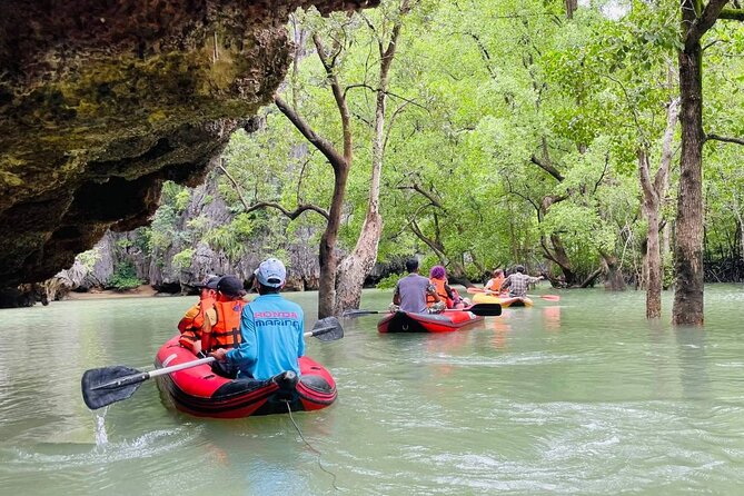 James Bond Island Canoeing 7 Point 5 Island By Speedboat From Phuket - Lunch at the floating village: what to expect and how to use the hour