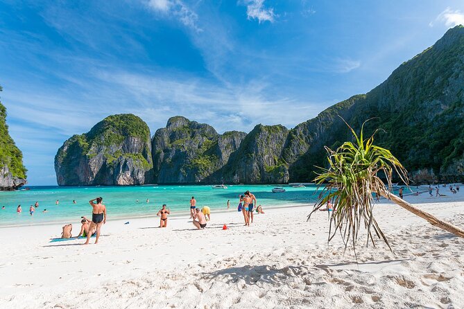 Maya Bay, Phi Phi & Bamboo Island Premium Trip by Seastar From Phuket - Maya Bay (The Beach film site): why the 1-hour window is the point