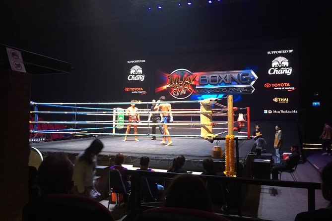 Muay Thai Boxing Match Action – Patong Stadium - Stop at Patong Boxing Stadium: what you’re seeing up close