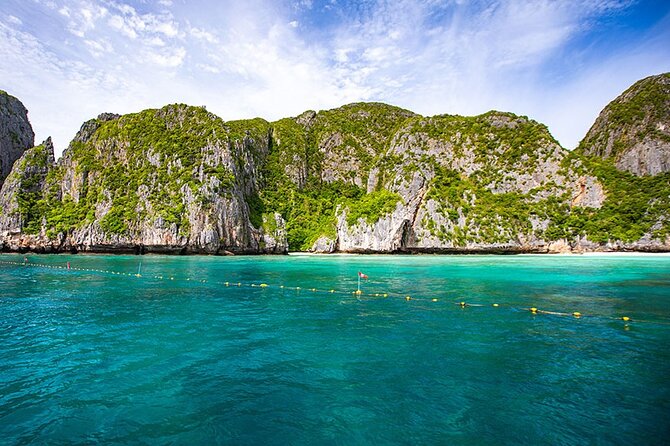 Phi Phi and Khai Islands Premium Service Trip by Seastar Andaman From Phuket - Transfers, guide, and the meaning of “premium service”