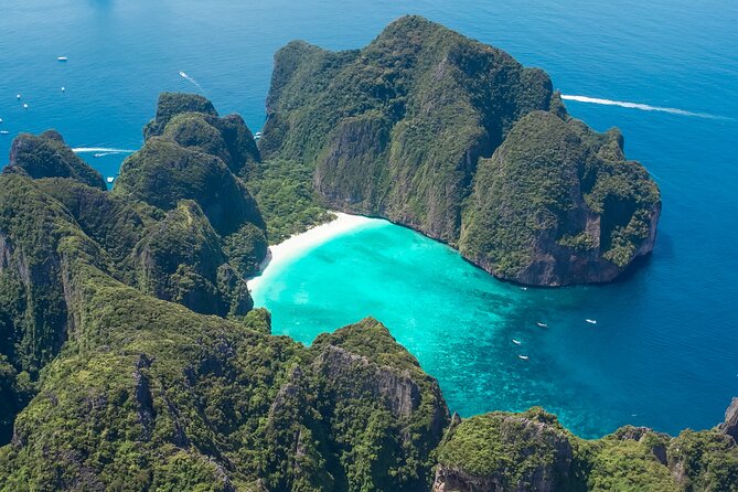 Phi Phi & Bamboo Island Full Day Tour by Premium Speed-Catamaran - Ko Phi Phi Don: Snorkeling + lunch + walking the island