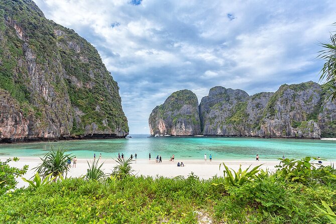 Phi Phi Islands and Khai Islands Snorkeling Tour By Speedboat From Phuket - A Speedboat Day From Phuket: What This Trip Feels Like