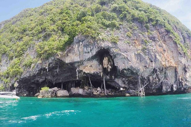 Phi Phi Islands One Day Tour by Speedboat From Phuket - Maya Bay and Ko Phi Phi Le: The Day’s Big Names