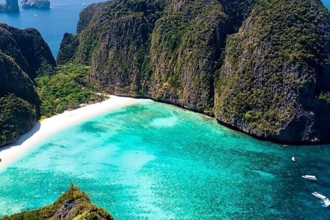 Phi Phi Islands Tour by Luxury Big Boat from Phuket - Gold vs Silver vs Standard: is VIP seating actually worth it?