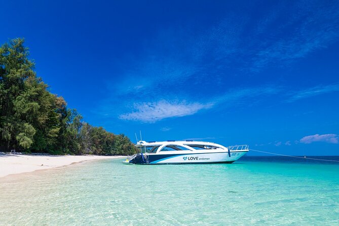 Phi Phi Speedboat Day Trip: Maya Bay, Bamboo & Seaview Lunch - Ko Phi Phi Lee and Pileh Lagoon: calm water, big walls