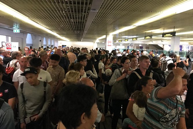 Phuket Airport VIP Fast-Track Immigration with Personal Guide - The First 20 Minutes: Meeting Your Guide and Getting Moving