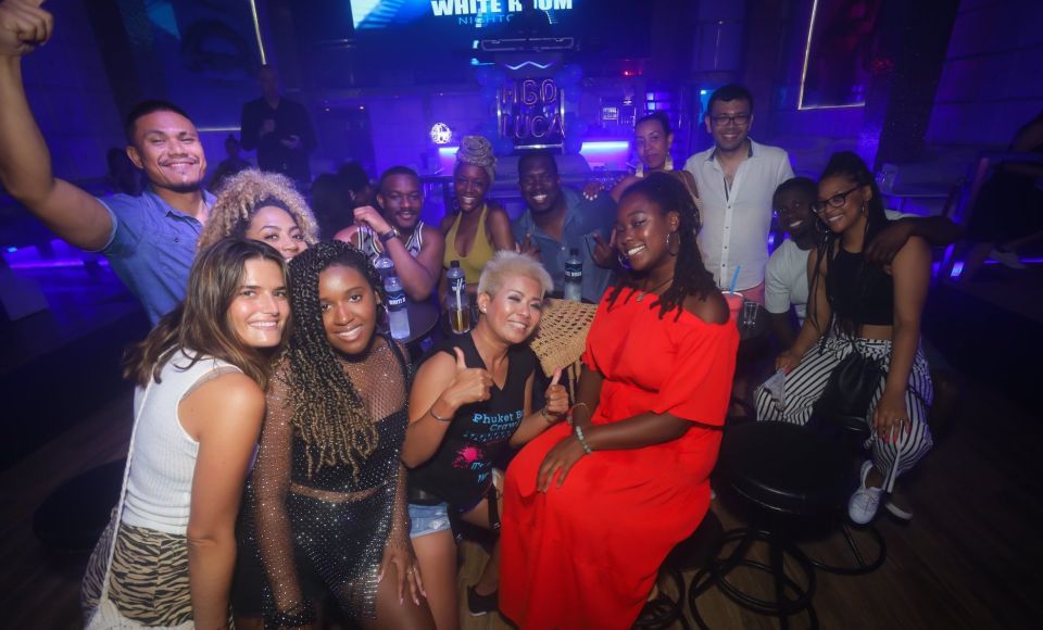 Phuket: Bar Crawl Tour - Timing and duration: plan your night like a pro