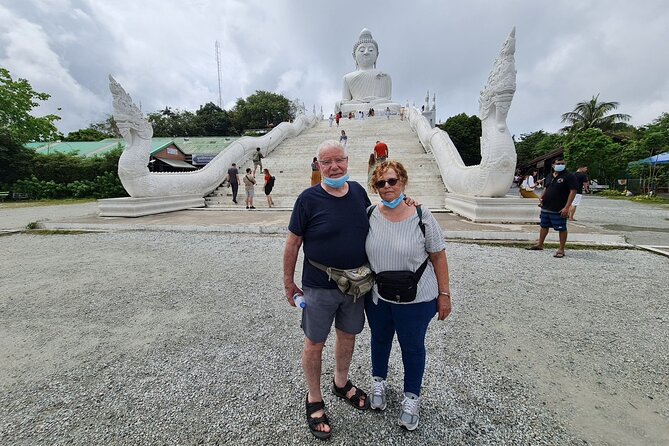 Phuket City Half-Day Guided Tour with Lunch and Pick-up - Phuket Town free time: photographs, cafés, and old-street pacing