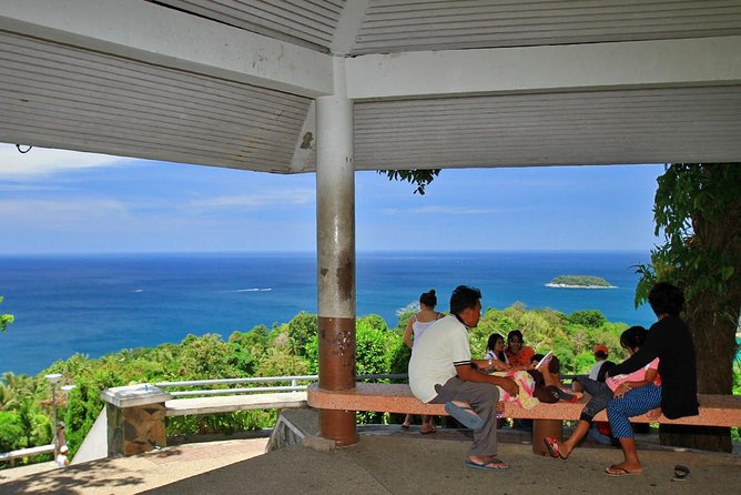 Phuket City Tour with Wat Chalong, Big Buddha & Famous Viewpoints - Cashew Nut Factory Stop (and Other Product Stops): Worth It or a Time Sink?