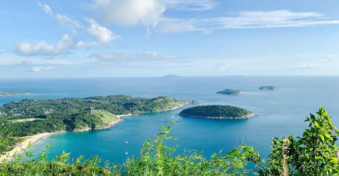Phuket: Half-Day City Highlights and Viewpoints Group Tour - Phuket Old Town and Thalang Road: Sino-Portuguese streets you can read