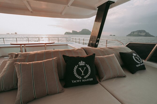 Phuket : James Bond Island and Phang Nga Bay by Premium Yacht - From Ao Por Pier to Bond Island: the day’s flow