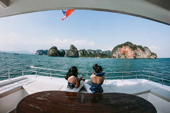 Phuket : James Bond Island and Phang Nga Bay by Premium Yacht - Onboard comfort and the VIP feel: what your yacht day is really like