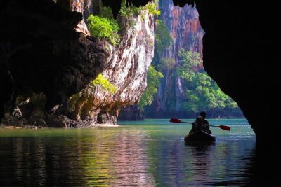 Phuket: James Bond Island by Premium Speedboat with Lunch - Speedboat cruising: quick photo breaks before the paddling begins