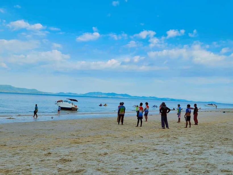 Phuket: James Bond Island Sea Canoe with lunch by Big Boat - What the Crew Really Does (Why People Feel Taken Care Of)