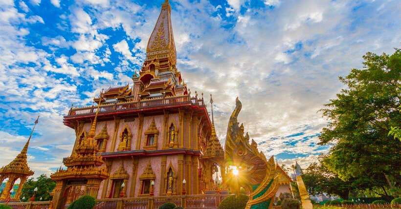 Phuket: Old Town Half-Day Sightseeing with Local Guide - Phuket in one day: what this 7-hour Old Town route really covers