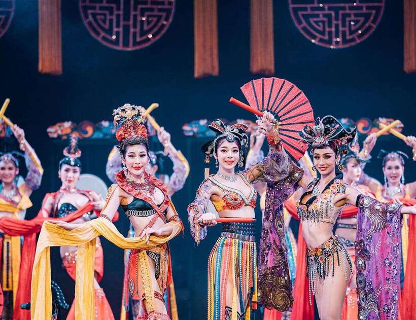 Phuket: Simon Cabaret Show VIP Tickets - Costumes, Sets, and Performers: Where the Energy Comes From