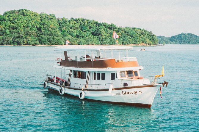 Premium James Bond Island by Big Boat with Canoeing - Ko Hong (Hong Island): Canoeing Again, Then Lunch On Board