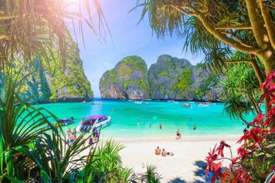Premium Phi Phi, bamboo island tour Speed Catamaran - Koh Khai Nai: a quick island break for swimming and easy snorkeling
