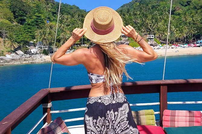 Relaxing Day with Snorkeling - Away From The Crowds - Food and Drinks at Sea: Thai Buffet Lunch Plus Extra Snacks